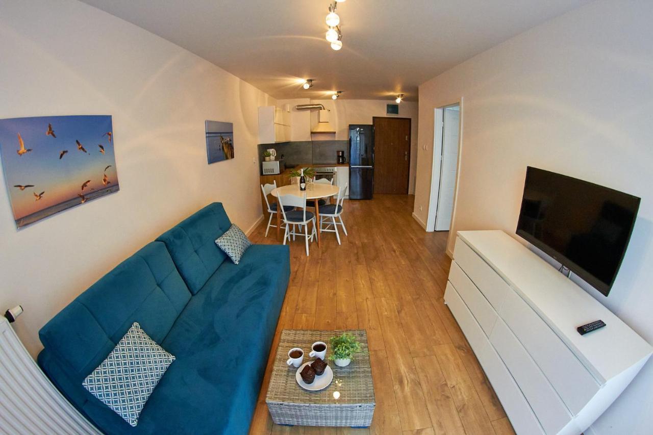 Apartamentyprzymorzu Baltycki Z Miejscem Postojowym I Ogrodkiem Kołobrzeg Esterno foto