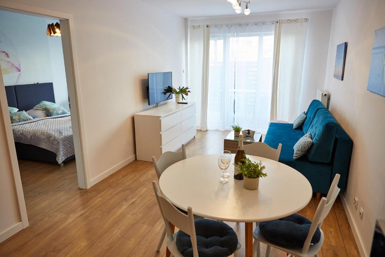 Apartamentyprzymorzu Baltycki Z Miejscem Postojowym I Ogrodkiem Kołobrzeg Esterno foto