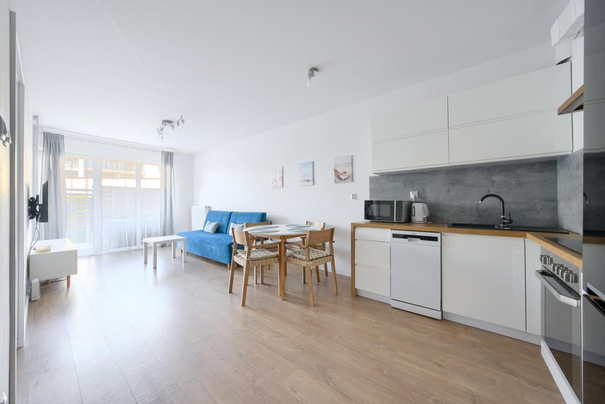 Apartamentyprzymorzu Baltycki Z Miejscem Postojowym I Ogrodkiem Kołobrzeg Esterno foto