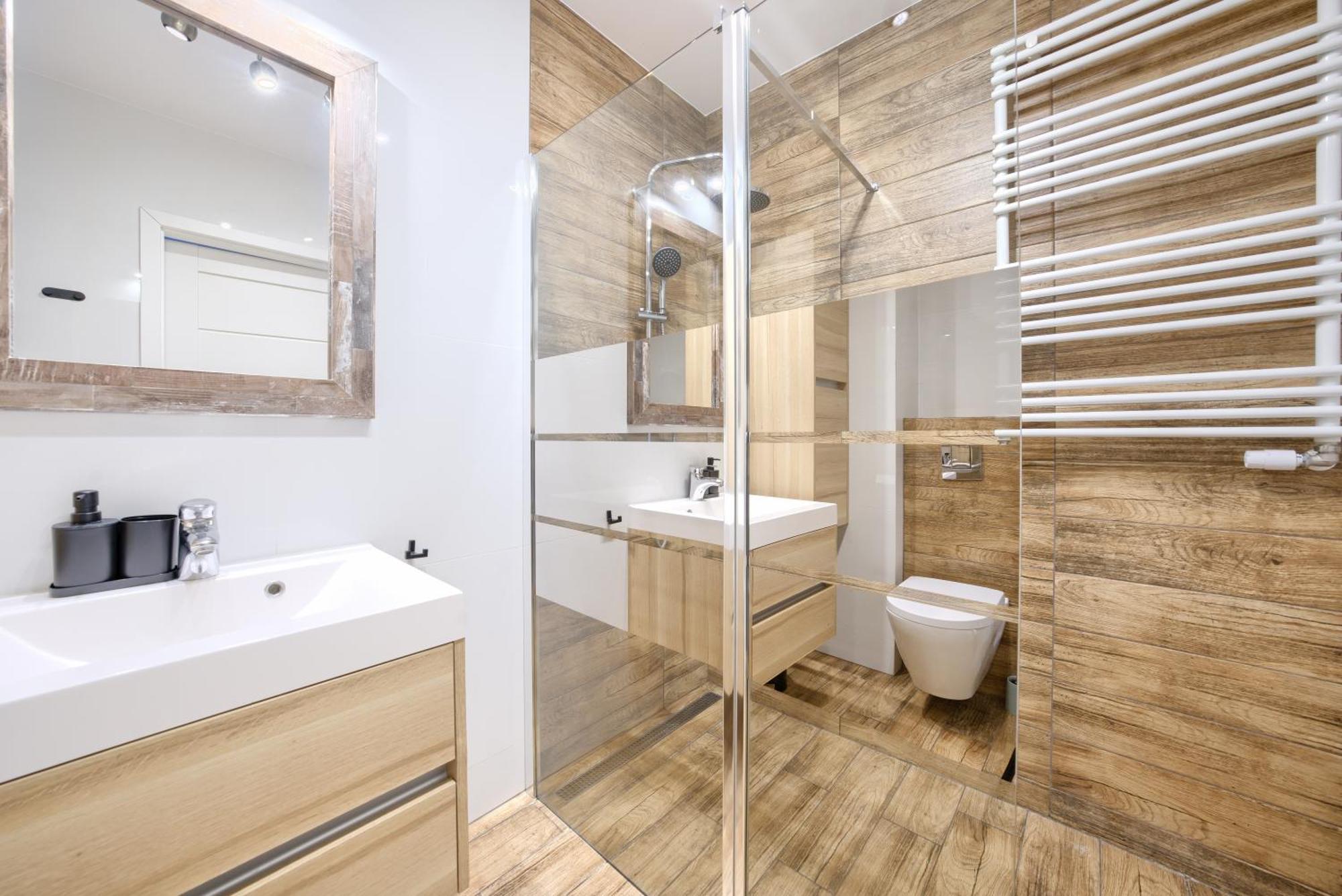 Apartamentyprzymorzu Baltycki Z Miejscem Postojowym I Ogrodkiem Kołobrzeg Esterno foto